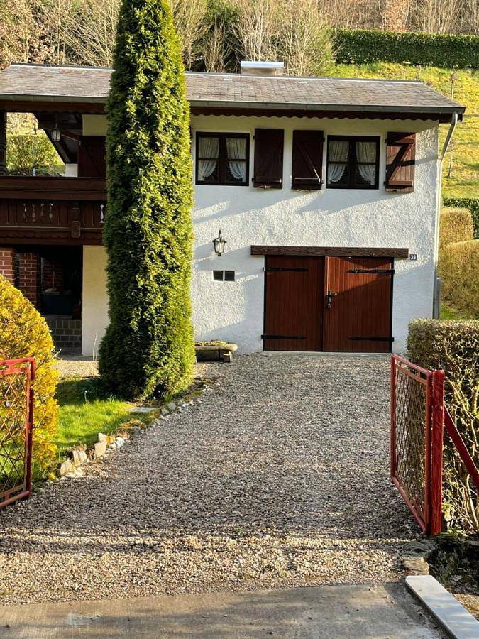 Location de vacances pour 2 personnes, avec Balcon et Terrasse ainsi que Jardin et Vue dans Dirbach