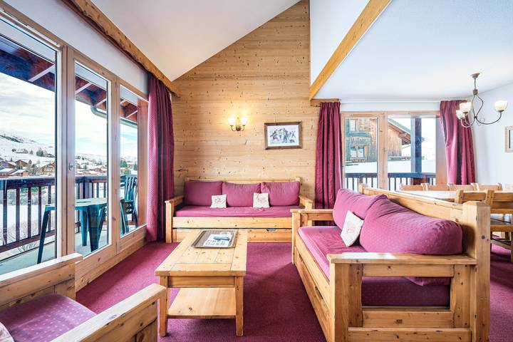 Ganze Wohnung, Gemütliches Duplex mit Pool in La Toussuire – Entspannung in den Bergen in La Toussuire, Fontcouverte-la-Toussuire