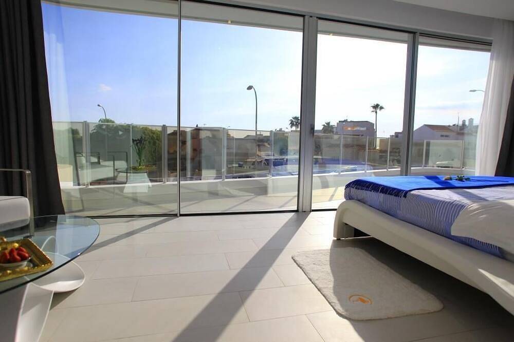 Villa 1 Flamingo Resort in La Caleta, Adeje