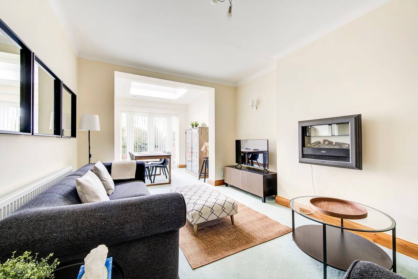 Guestready -  Spacious 4bed with backyard in Ealing, London
