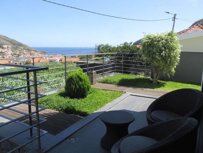 Maison d’hôte pour 3 personnes, avec jardin ainsi que vue et balcon
