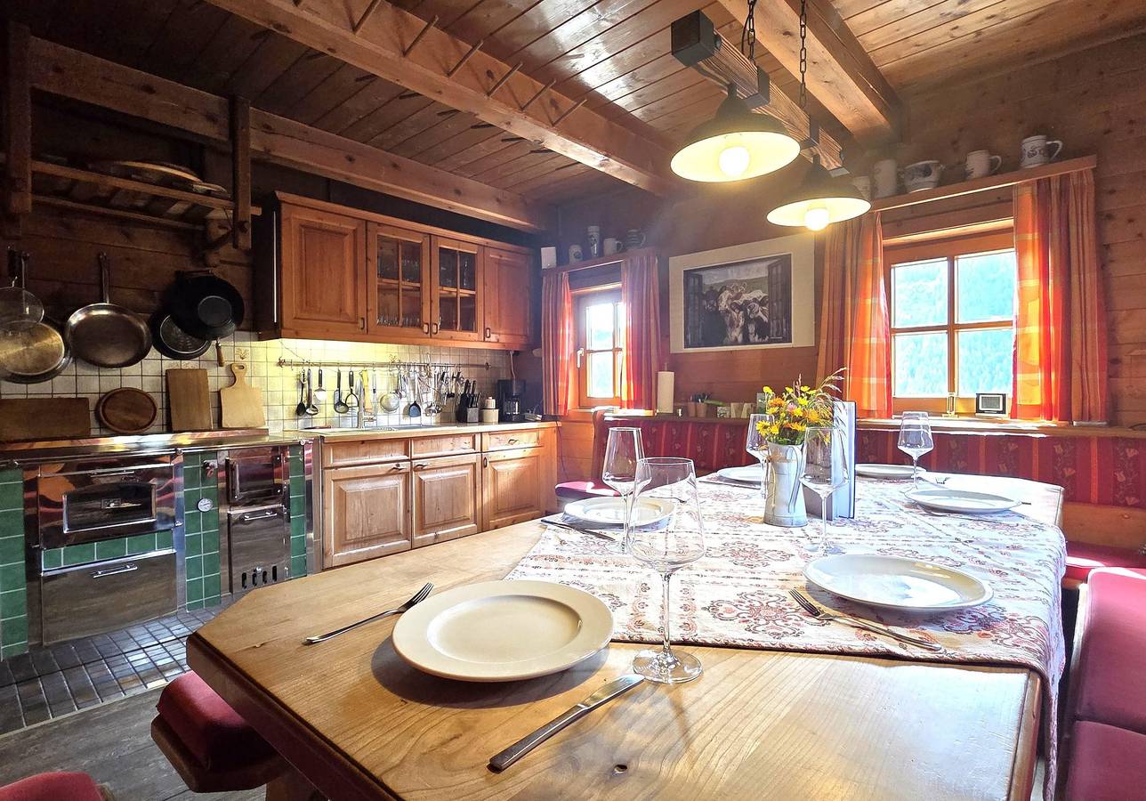 Ganze Ferienwohnung, Hütte für bis zu 10 Personen in Bad Hofgastein, Ski Amadé