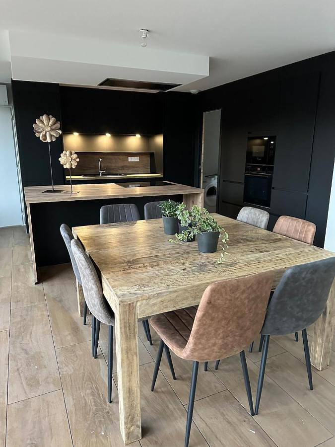 Location de vacances pour 8 personnes, avec Terrasse et Jardin dans Bersée