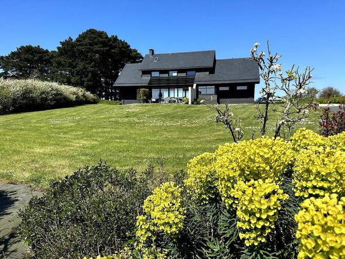 Villa pour 10 personnes, avec vue et jardin, adapté aux familles