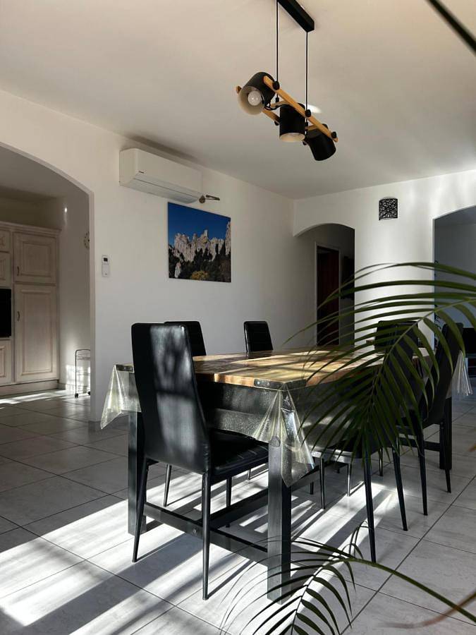 Location de vacances pour 4 personnes, avec jardin et vue, animaux acceptés à Duilhac-sous-Peyrepertuse - 3