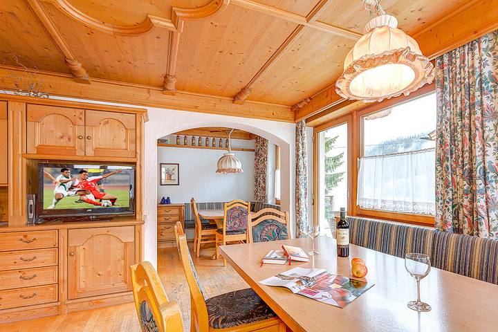 Ferienhaus für 18 Personen, mit Balkon und Terrasse in Tux - 3