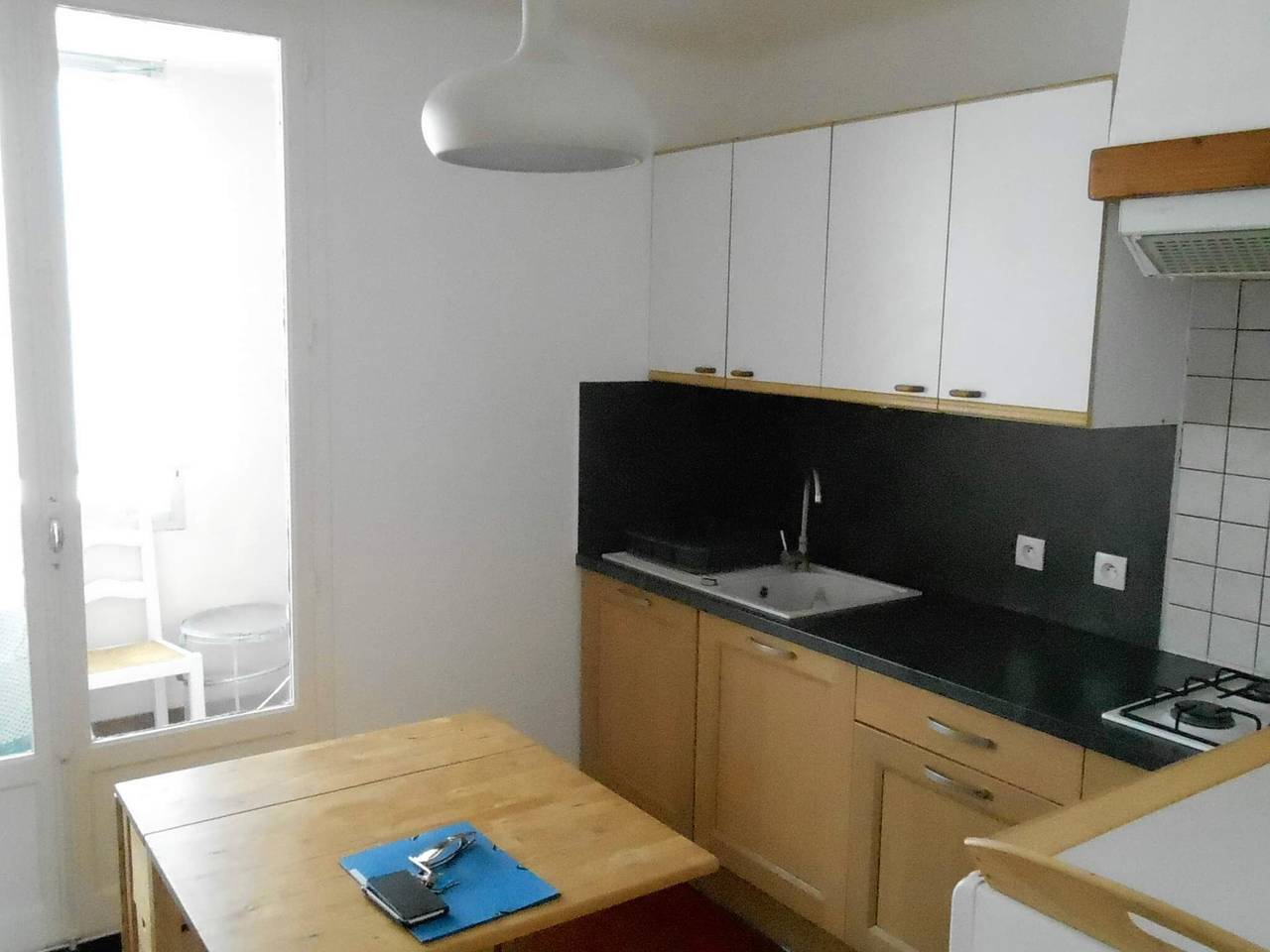 Appartement entier, Appartement dans résidence au calme proche du centre vilel de Béziers  in Béziers, Côte d'Améthyste