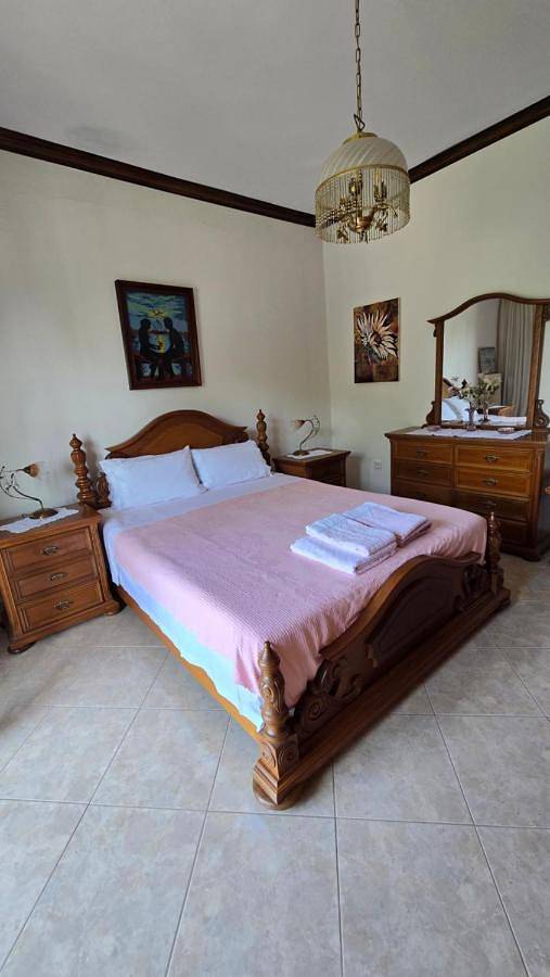 Ferienwohnung für 9 Personen, mit Garten und Ausblick