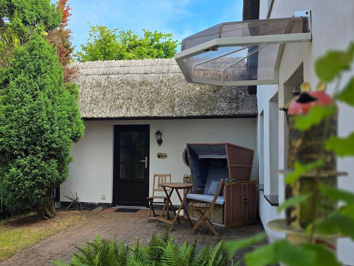 Ferienwohnung für 2 Personen, mit Garten und Terrasse in Wustrow