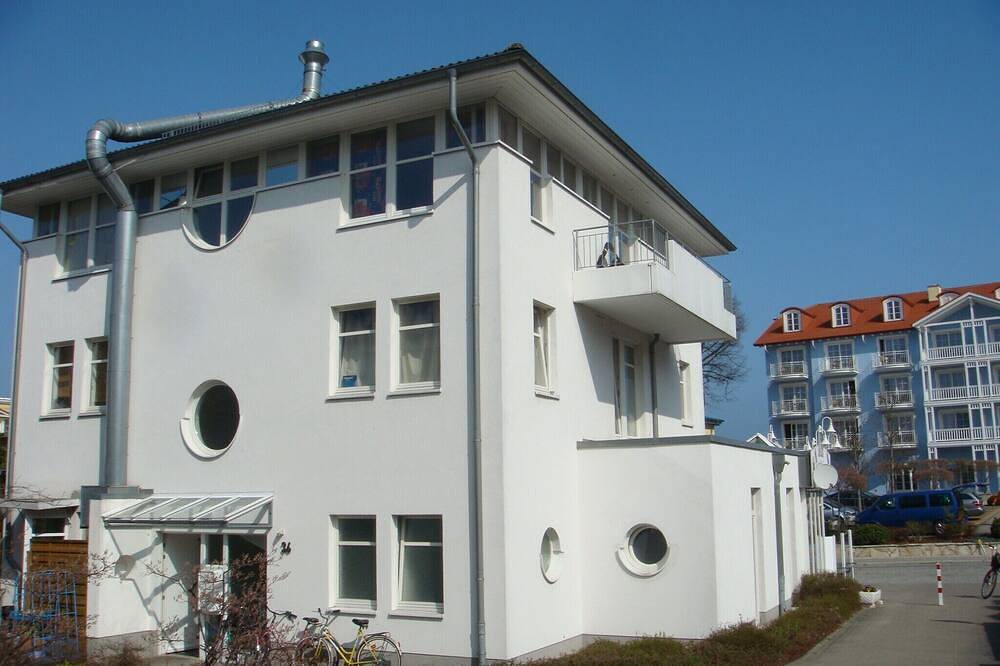 Entire apartment, 100m from the beach, in the heart of Zinnowitz, Wifi, incl. restaurant coupons in Zinnowitz, Usedomer Norden
