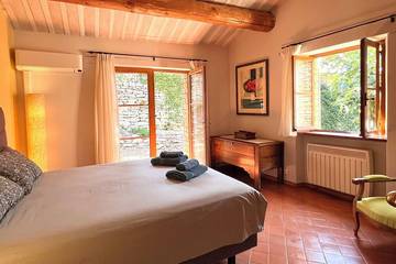 Villa pour 8 Personnes dans Gordes, Parc naturel régional du Luberon, Photo 1