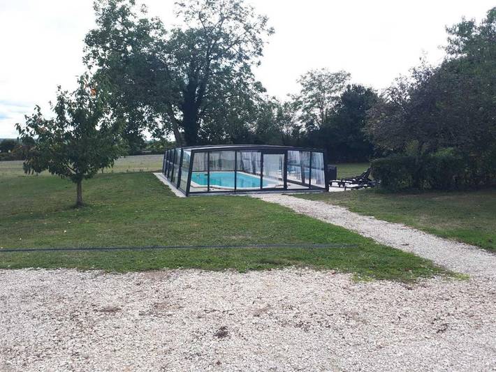 Location de vacances pour 15 personnes, avec jardin et piscine à Étais-la-Sauvin - 3