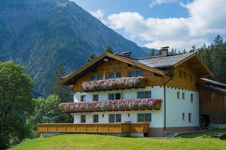 Ferienhaus für 4 Personen, mit Balkon und Terrasse sowie Ausblick im Lechtal - 3