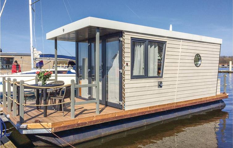 Ferienhaus für 4 Personen, mit Terrasse in Loitz