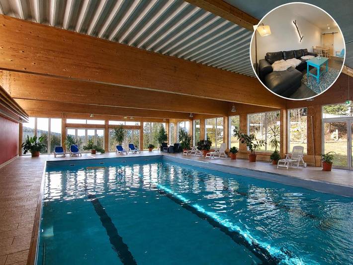 Ferienwohnung für 4 Personen, mit Balkon und Pool sowie Sauna und Ausblick in Neureichenau