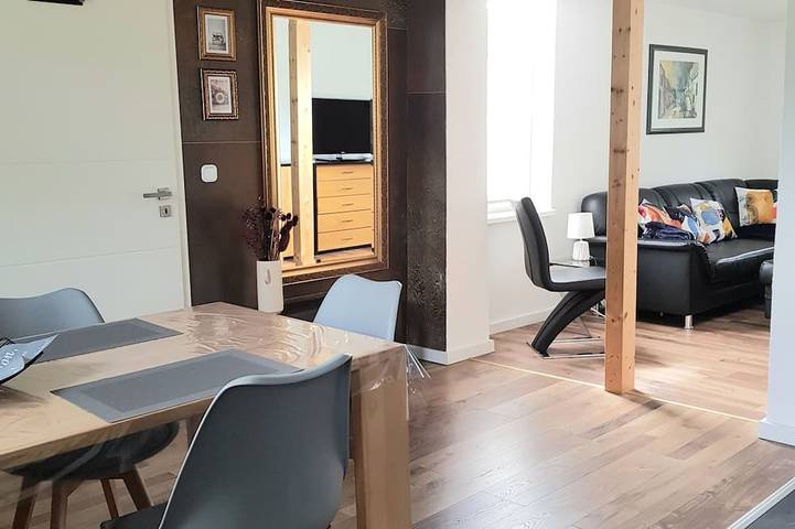 Ferienwohnung für 3 Personen, mit Terrasse und Garten - 1