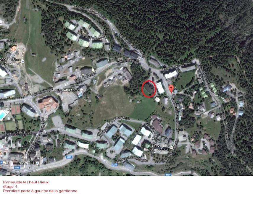 Appartement entier, One-Bedroom Apartment in Auron, Saint-Étienne-de-Tinée