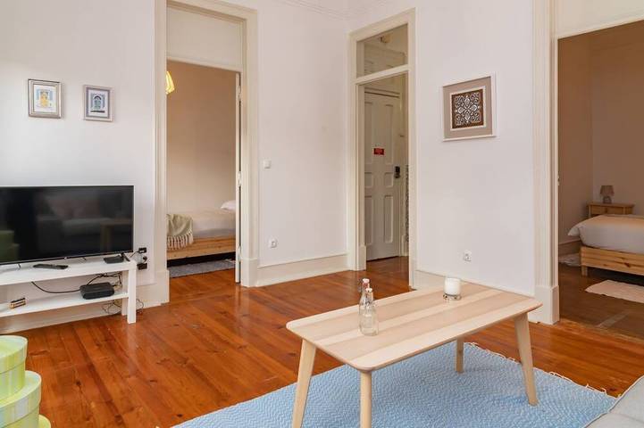 Ganze Wohnung, Spacious 3Br in Anjos III by LovelyStay in Anjos, Arroios
