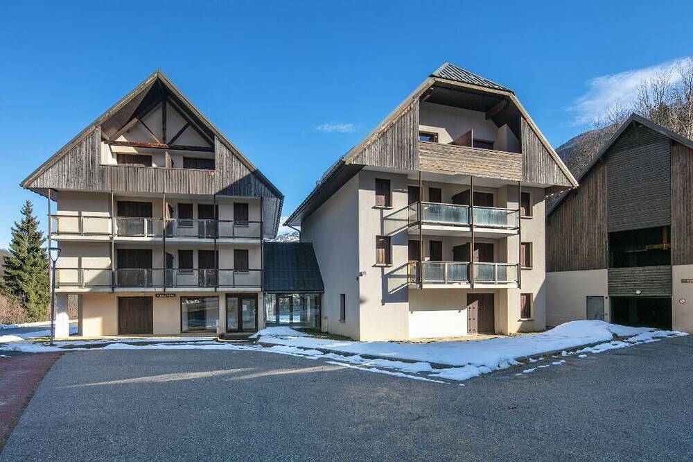 Ganze Wohnung, La Perrière*** 2P4S - Ein Schlafzimmer Wohnung, Schläft 4 in Saint-Colomban-des-Villards, Region Saint-Jean-de-Maurienne