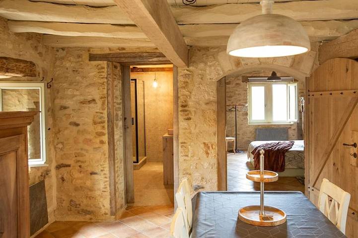 Location de vacances pour 6 personnes, avec piscine et jacuzzi ainsi que terrasse et jardin, animaux acceptés à Loubejac - 3