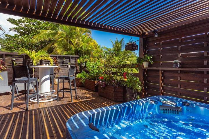 Gîte pour 6 personnes, avec jacuzzi et terrasse dans Plage de l’Anse Vinaigri - 3