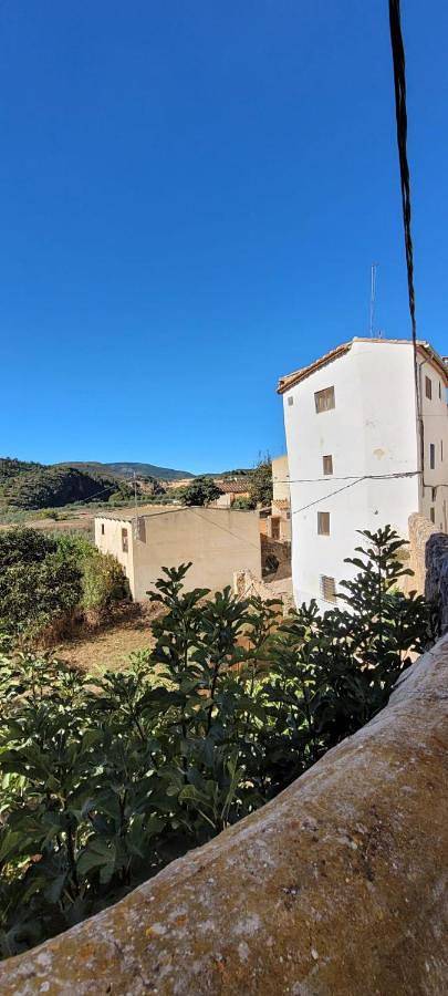 Location de vacances pour 8 personnes, avec vue à Chelva