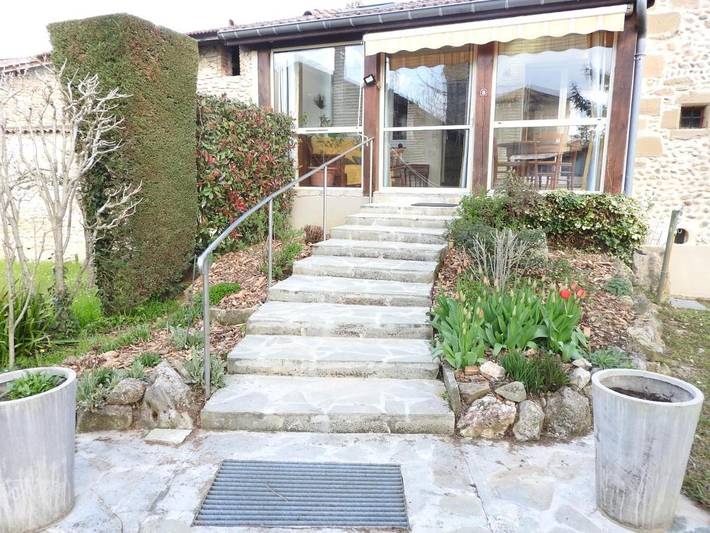 Location de vacances pour 5 personnes, avec vue et jardin à Saint-Lattier - 2