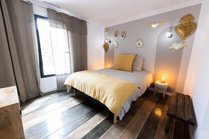 Location de vacances pour 5 personnes, avec piscine et jardin à Mollégès - 4