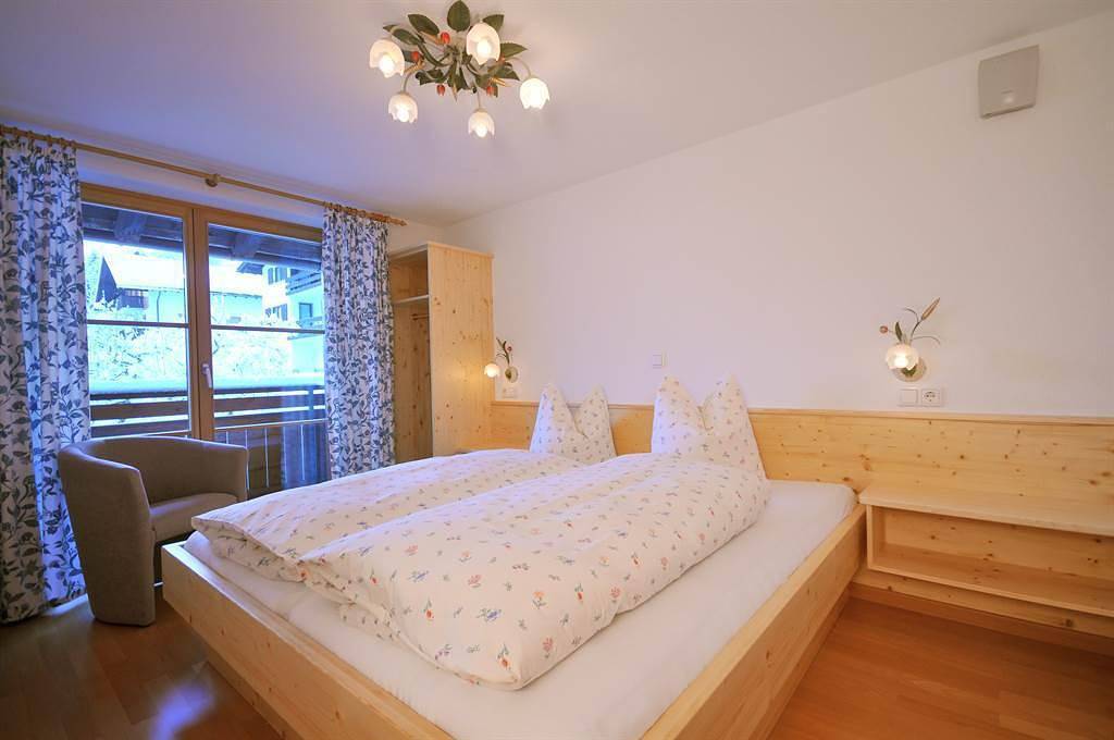 Ganze Ferienwohnung, Appartement Zimbablick, 1 Schlafraum mit Bad/Wc in Silbertal, Schruns-Tschagguns