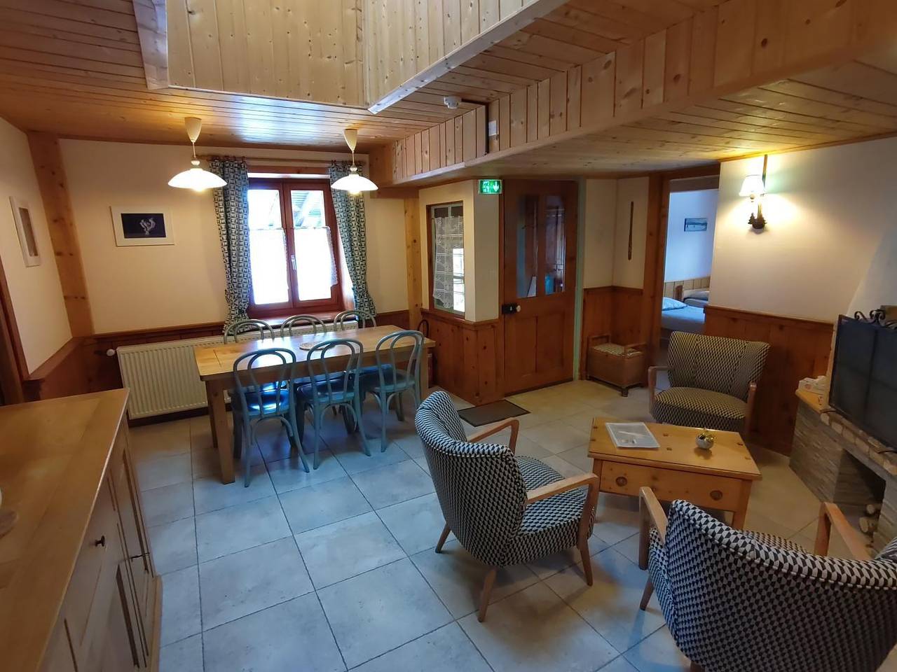 Le Pre- Suisse in Pays de Pontarlier, Doubs (desambiguación)