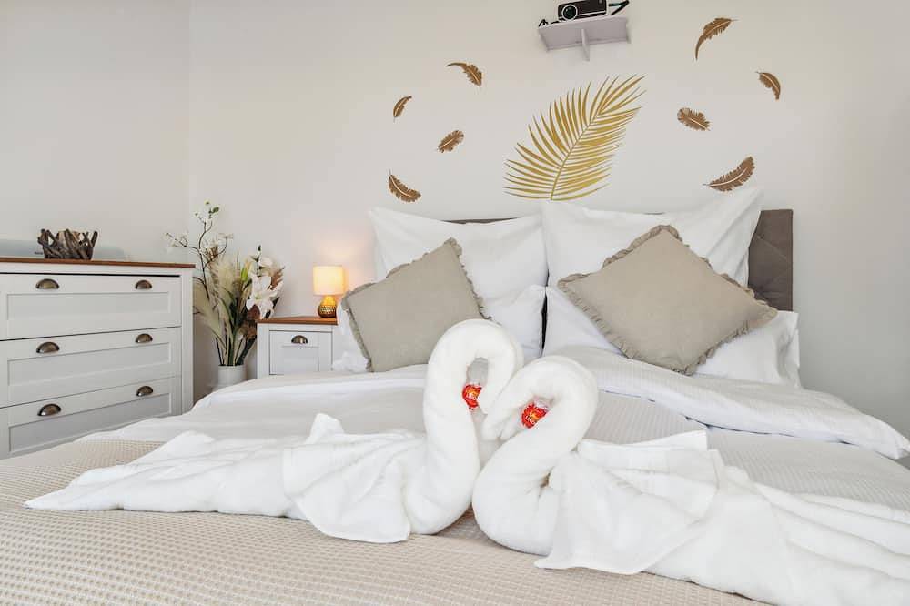 Entire apartment, Remo l Business - Family l Aare view, near old town + terrace l Parking lot in Aargau-Basel