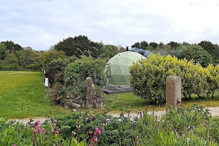 Camping for 2 people, with hot tub in Cornwall