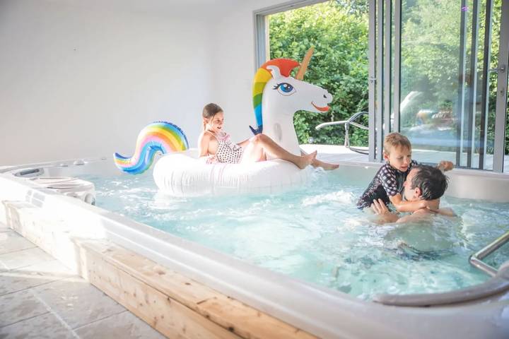 Casa de vacaciones para 12 personas, con jacuzzi y terraza además de jardín y sauna - 1