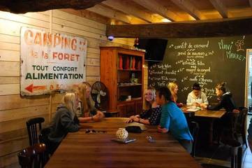 Camping pour 8 Personnes dans Lourdes, Hautes-Pyrénées, Photo 3