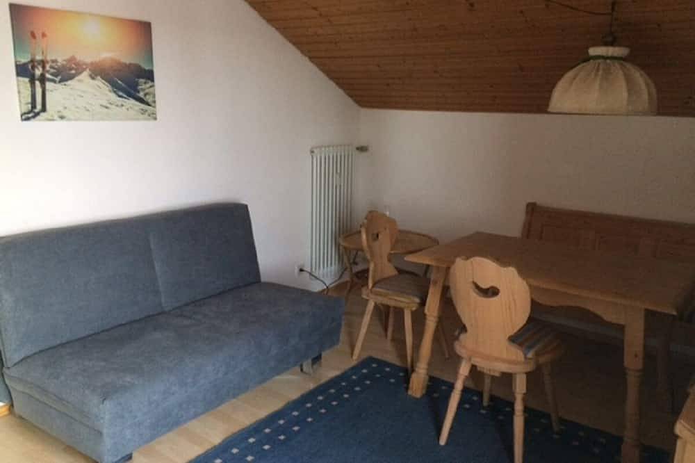 Ganze Wohnung, Fewo Alpenveilchen im Oberallgäu mit Pool, Sauna und tollem Ausblick vom Balkon in Wilhams, Missen-Wilhams