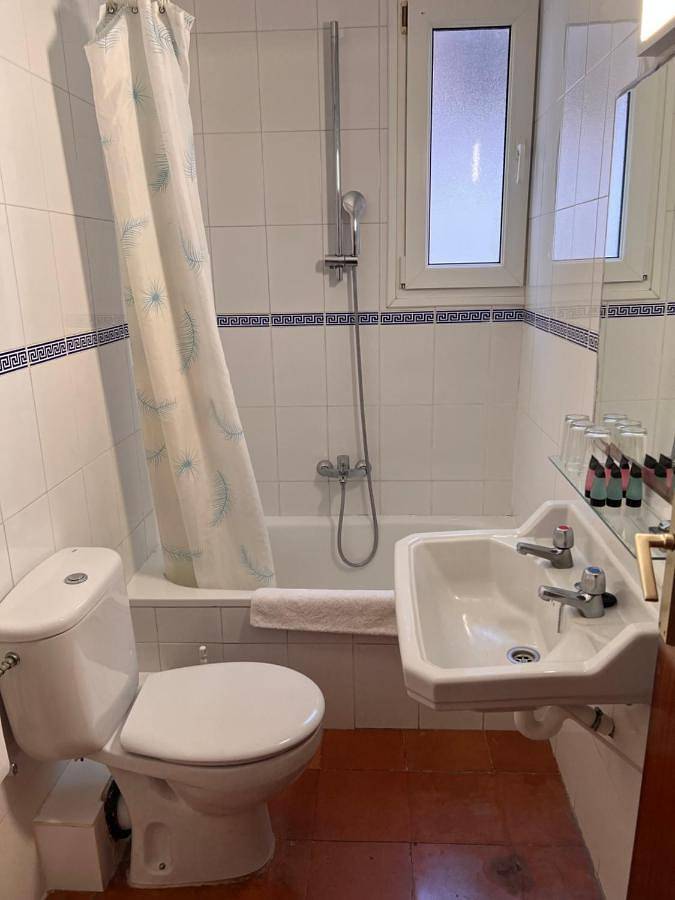 Hôtel pour 2 personnes, adapté aux familles à Lloret de Mar - 3