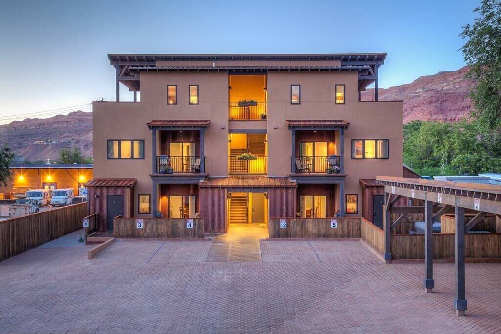 Ganze Wohnung, 57 Robber`s Roost #2 - Frontier (Ada accessible!) in Moab, Arches-Nationalpark