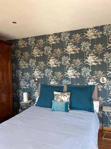 Chambre d’hôte pour 2 personnes, avec terrasse et vue ainsi que piscine et jardin à Saint-Coulomb - 4