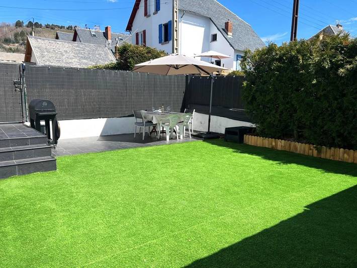 Location de vacances pour 6 personnes, avec jardin à Llívia - 2