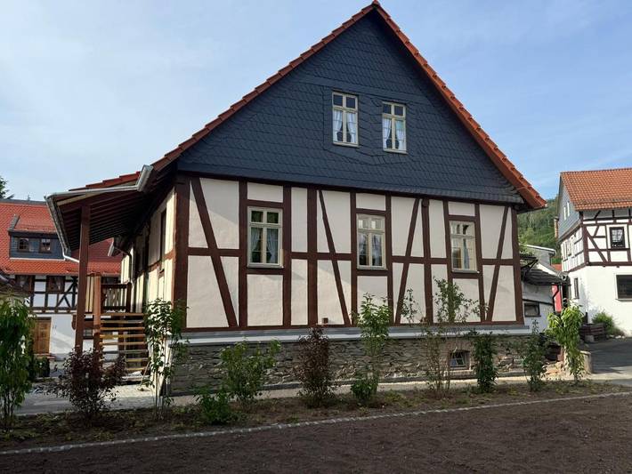 Ferienwohnung für 3 Personen, mit Terrasse und Garten sowie Ausblick in Weilrod