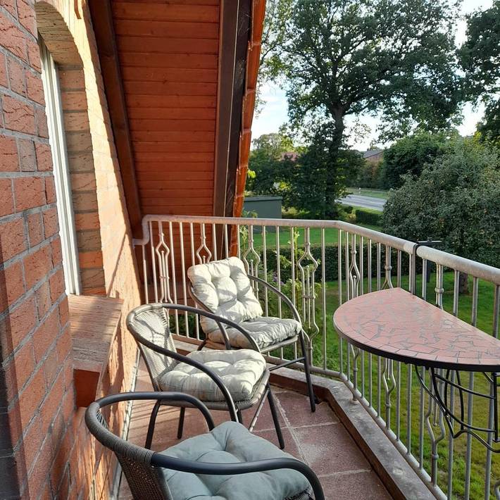 Entire apartment, Holiday apartment for 7 people with balcony in Aurich, Landkreis Aurich