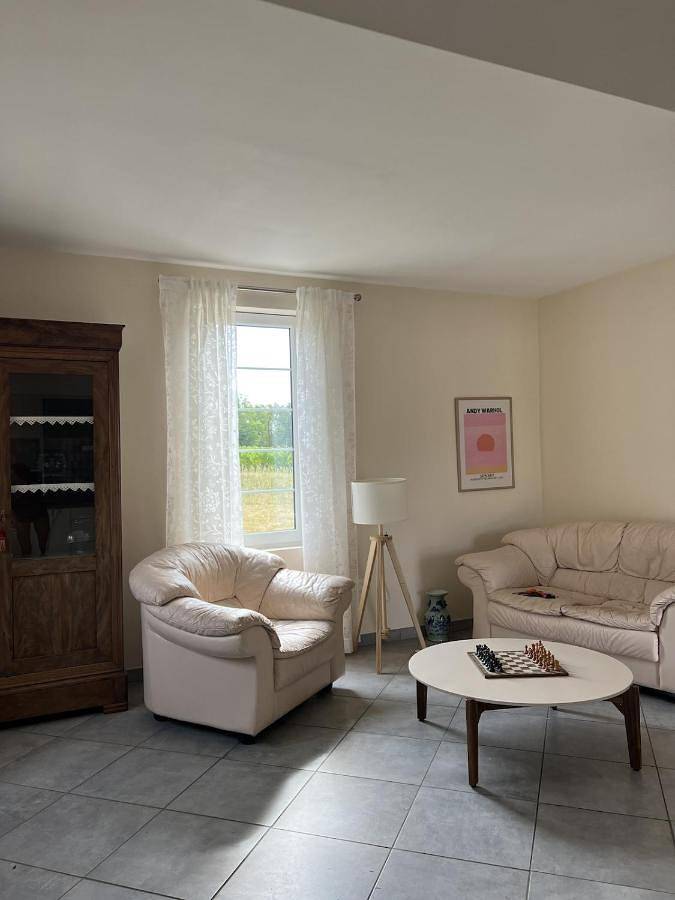 Location de vacances pour 4 personnes, avec terrasse à Massugas