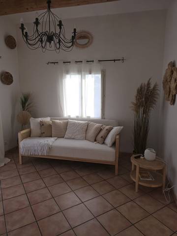 Gîte pour 4 personnes, avec vue sur le lac ainsi que jardin et terrasse dans Bac du sauvage