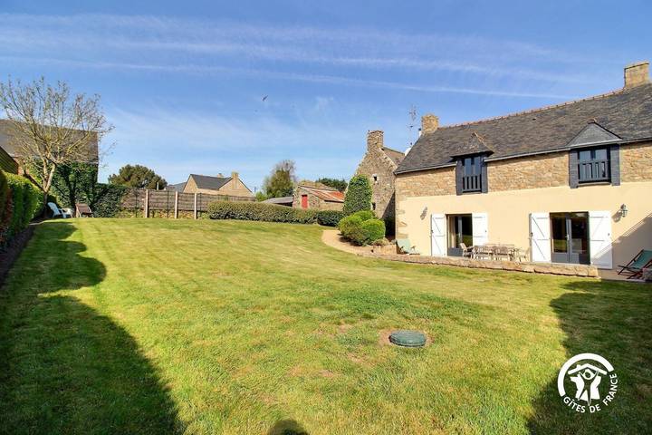 Gîte pour 4 personnes, avec jardin