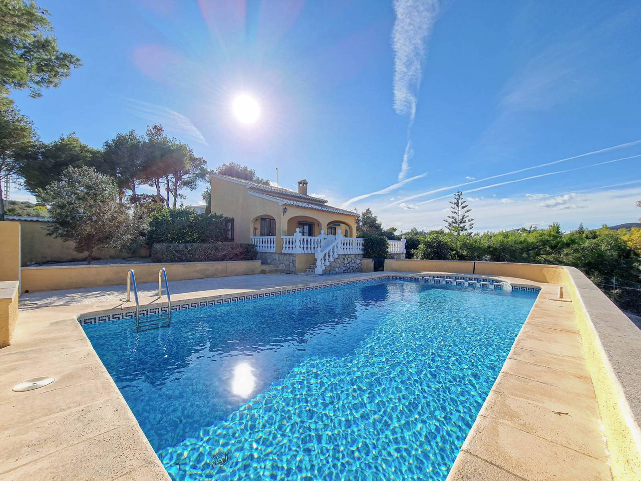 Casa de vacaciones 'Fortunata' con vistas a la montaña, Wi-Fi y aire acondicionado in Benitachell, Costa Blanca
