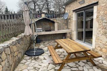 Gîte pour 4 personnes à Saint-Pierre-des-Tripiers
