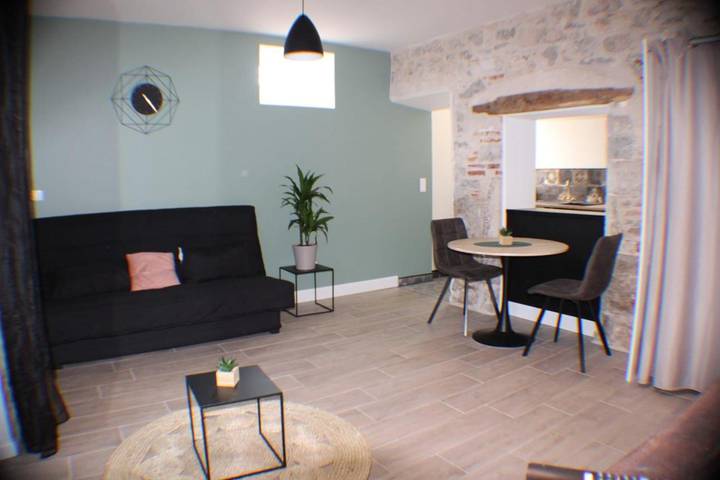 Appartement de vacances pour 2 personnes, avec jardin et terrasse, animaux acceptés