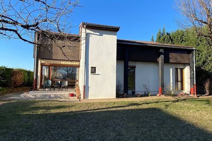 Holiday home for 10 people, with terrace - 1