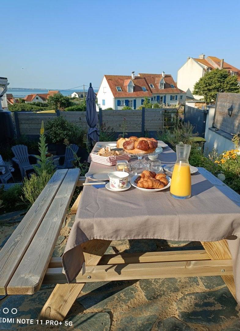 Chambres d'hôtes la Coccinelle des Caps - Chambre romantique in Ambleteuse, Région de Boulogne-sur-Mer