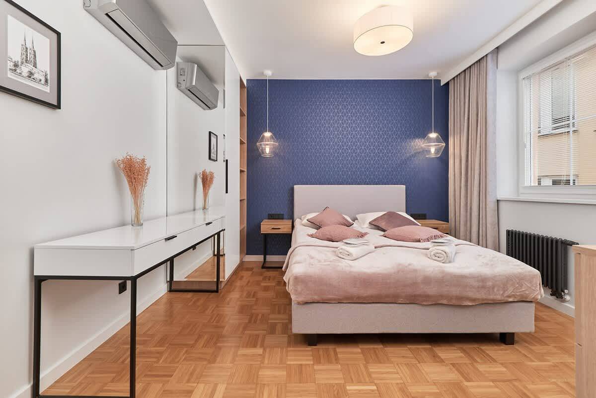 Ganze Wohnung, Prestigious Apartment | 2 Bedrooms | Close to Market Square in Breslau, Niederschlesien